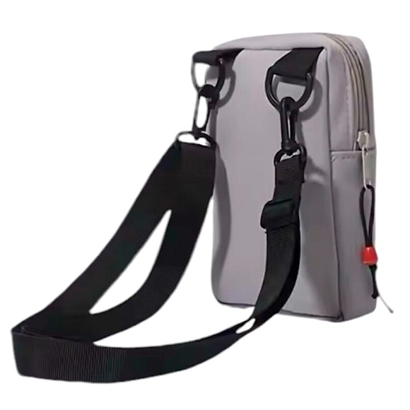 🎮 NWOT Nintendo Game Boy Retro Crossbody Bag - Picture 7 of 12